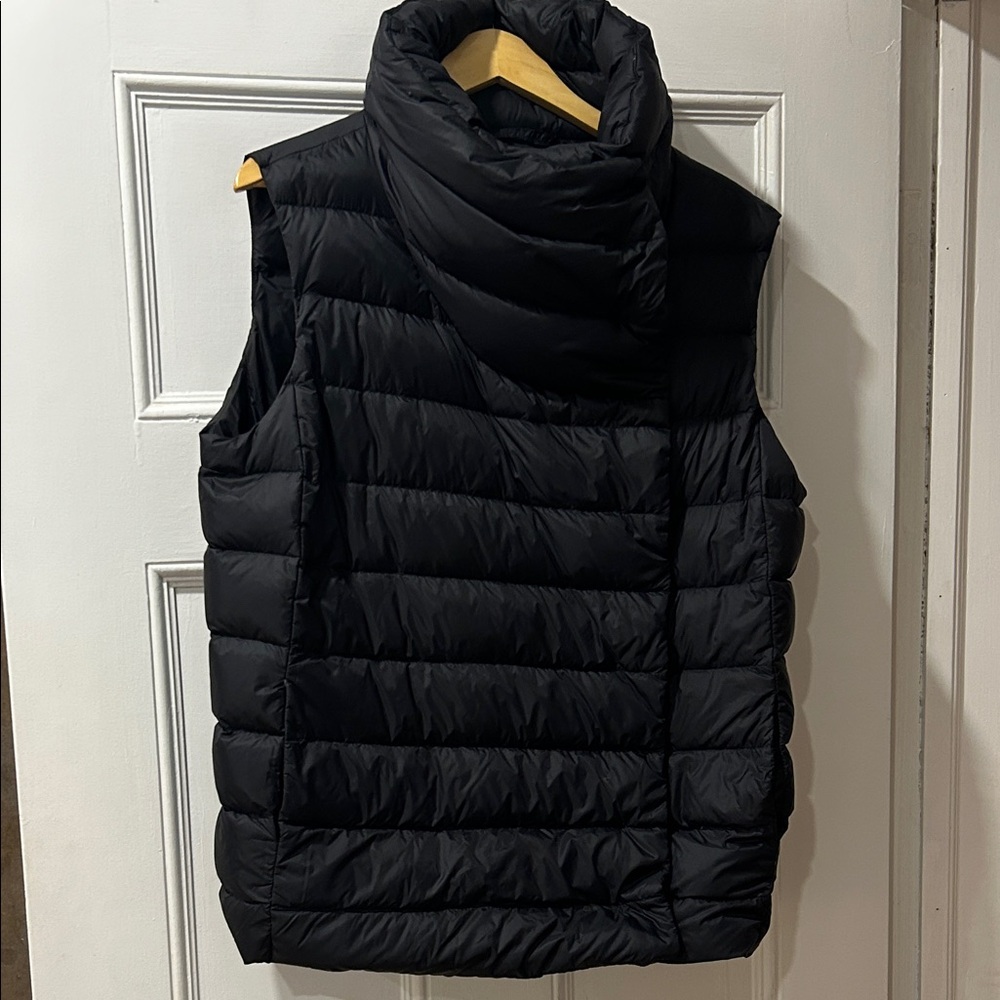 Ralph Lauren Down Black Quilted Vest size medium